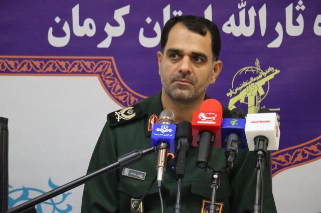 بسیج یعنی ملت ایران/ حل مسائل کشور از محلهها آغاز میشود