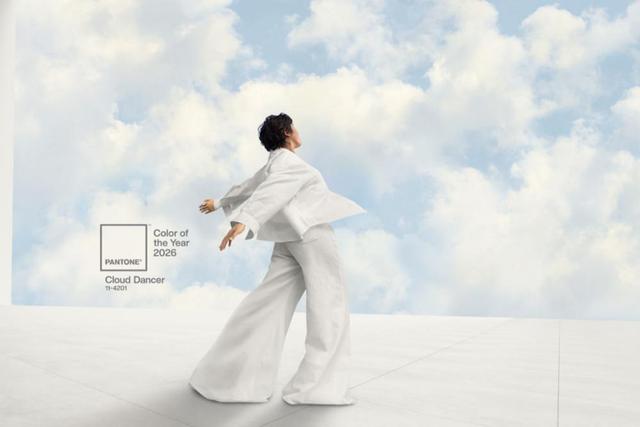 انتخاب رنگ سال با واکنشهای تند کاربران مواجه شد