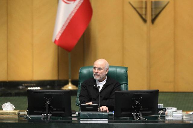 مدعیان جزایر سهگانه اراده ایران برای دفاع از تمامیت ارضی خود را آزمایش نکنند