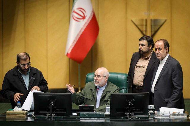 نوبت دوم نشست علنی یکشنبه ۱۶ آذرماه مجلس