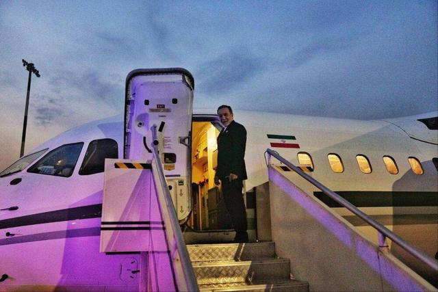 عراقچی عازم باکو شد