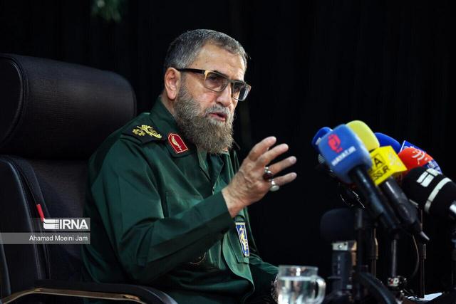 سردار باقرزاده: به دشمن اجازه عبور از قلههای افتخار ایران اسلامی را نمیدهیم