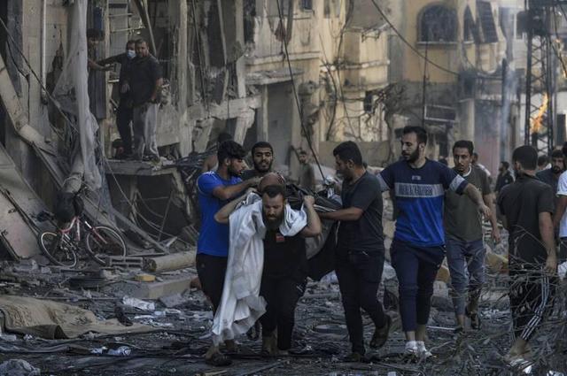 غیرغربیهایی که خشونت غرب رو فراموش میکنن