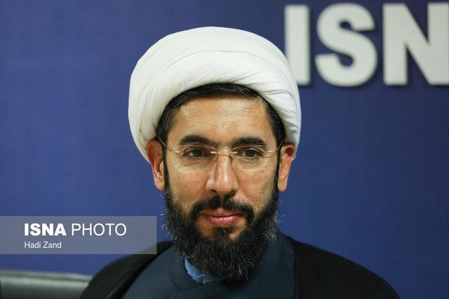 نسبت به شور سیاسی مطلوب فاصله داریم/ جریانهای انحرافی در دانشگاه قابل پذیرش نیستند