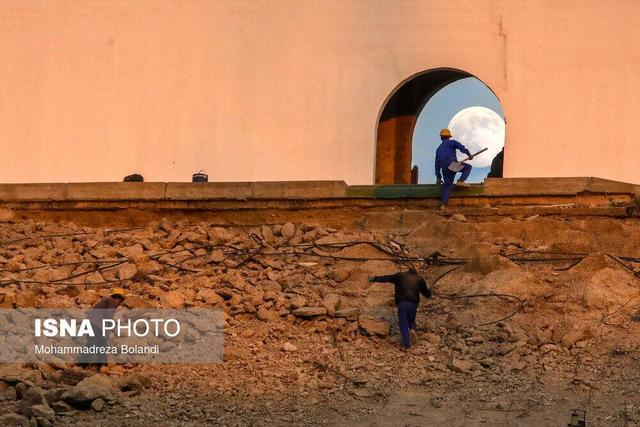 تصاویری از روند بازسازی ورزشگاه آزادی