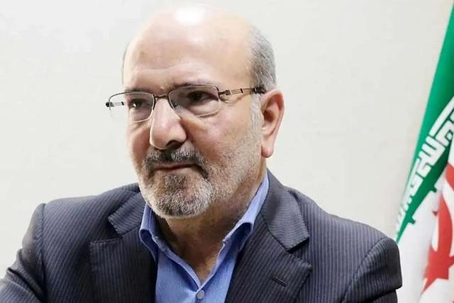 بدون تقویت احزاب فساد ریشهکن نمیشود