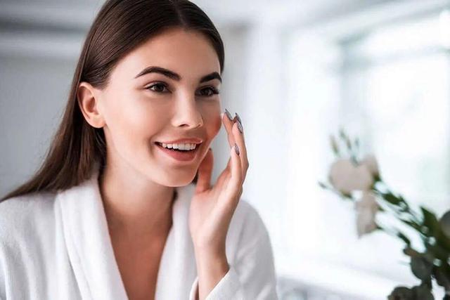 ویتامینهای ضروری برای پوست سالم و شاداب