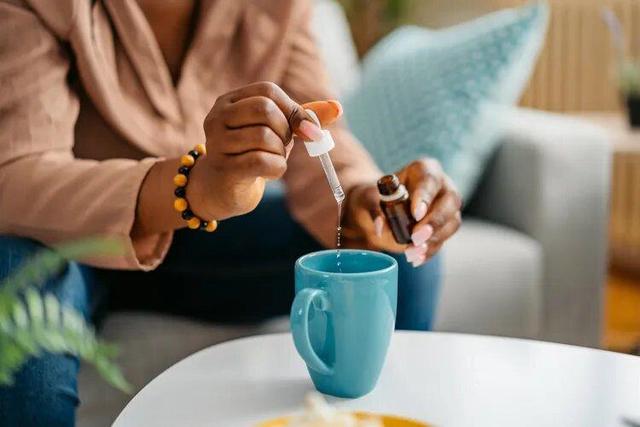 نوشیدن مکمل کلاژن مایع واقعا چقدر موثر است؟