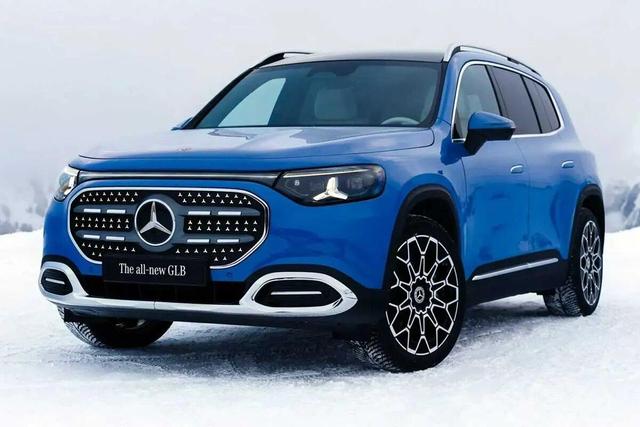 نسل جدید مرسدس بنز GLB با chatgpt معرفی شد