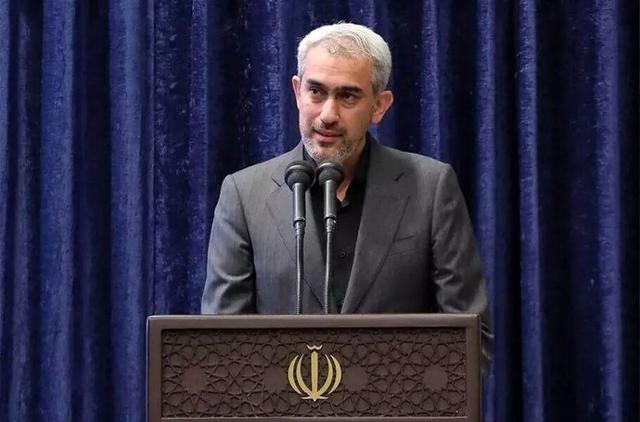 وزیر اقتصاد: هر بانک ناترازی یا اصلاح میشود یا جمعش خواهیم کرد