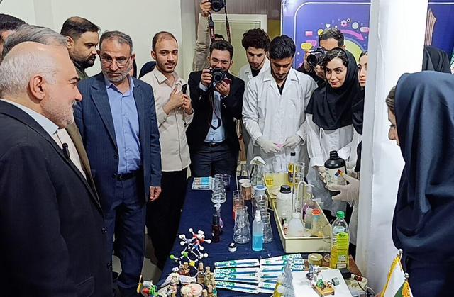 فیلم| گشایش نمایشگاه هفته پژوهش و فناوری در دانشگاه چمران اهواز