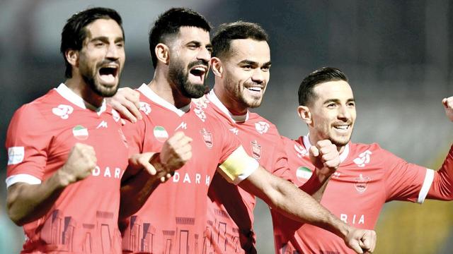 فشار بازگشت به صدر روی سر استقلال