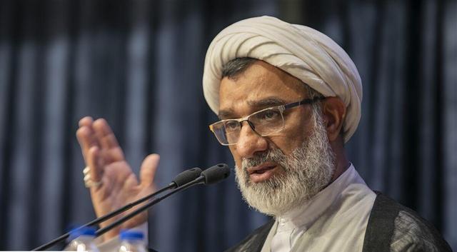 دبیر شورای عالی انقلاب فرهنگی: فضای مجازی نیازمند مدیریت است