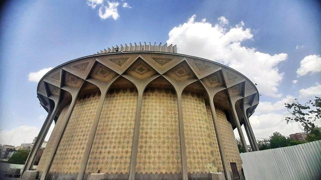 ۹۰ سال پیش محوطه تئاتر شهر این شکلی بود + عکس