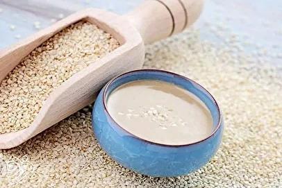 طرز تهیه ۵ صبحانه خوشمزه با ارده / شروعی پرانرژی برای روزهای سرد پاییزی