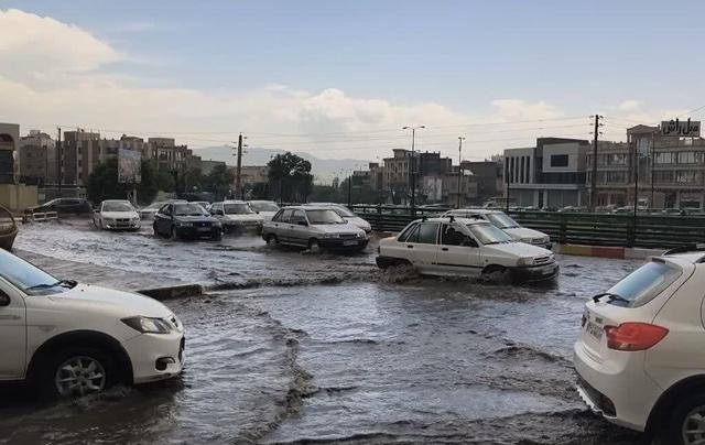 هشدار سطح نارنجی هواشناسی درباره سیلابی شدن مسیلها و طغیان رودخانهها