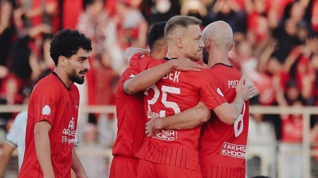 دست تراکتوریها در پوست گردو ماند؛ برگزاری بازی خانگی بیرون از ایران!