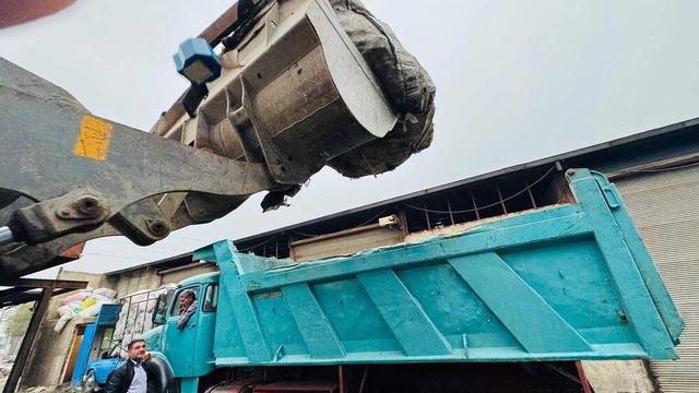 جمعآوری ۱۸۰۰ کیلوگرم پسماند خشک از مراکز غیرمجاز در محدوده ناحیه ۳ منطقه ۱۹