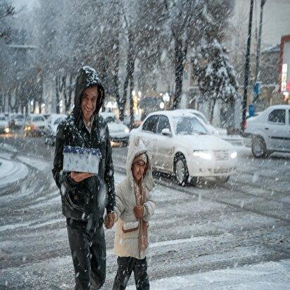 تصاویر: روز شاد شهرکردیها در هوای برفی