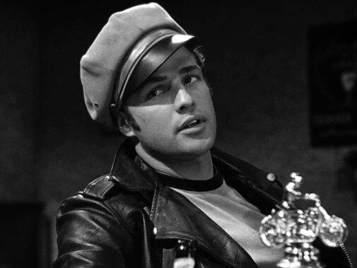 مارلون براندو: اگر ذرهای شجاع بودم خودم را میکشتم/ روی زمین شغلی احمقانهتر از هنرپیشگی نیست/ تبعیض نژادی بهشدت مورد نفرت من است