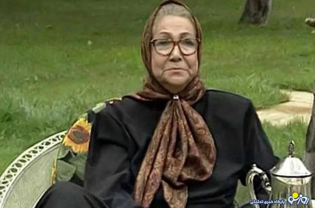 جمیله شیخی ۳۰ سالگی در پشت صحنه تاتر