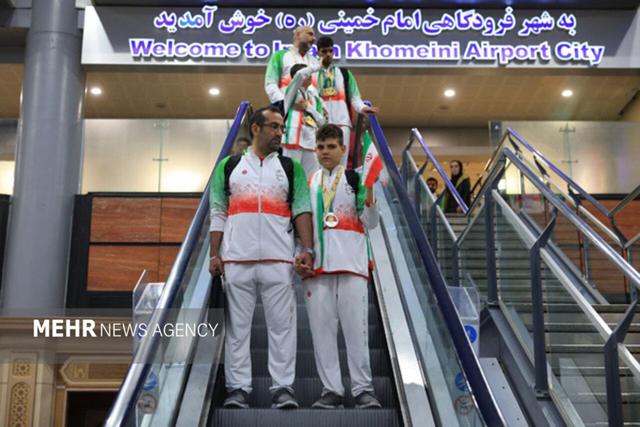 بازگشت نخستین گروه از کاروان ورزش ایران به کشور