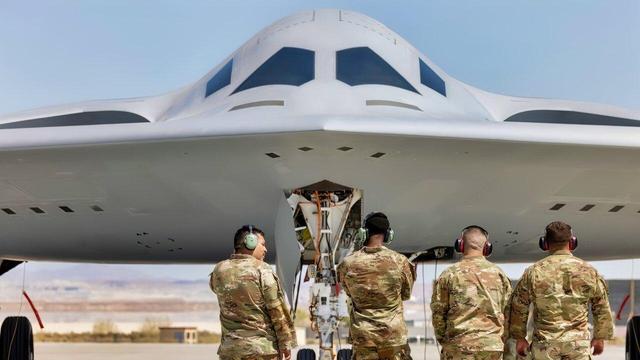 کابوس B-۲۱ به میدان آمد / کدام متحدان روسیه آن را دریافت میکنند؟
