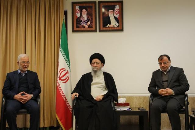 تأکید آیت الله نورمفیدی بر حل چالشهای اقتصادی و لزوم شایستهسالاری در مدیریت کشور