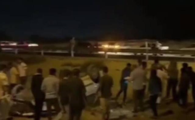 فیلم/ تصادف زنجیرهای سه خودرو در اتوبان قشم