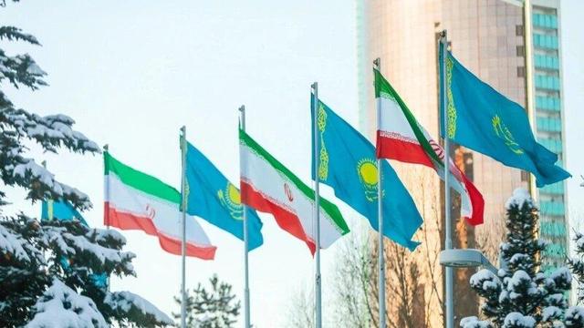 آمادگی ایران در انجام پروژههای مشترک و پذیرش دانشجو از قزاقستان