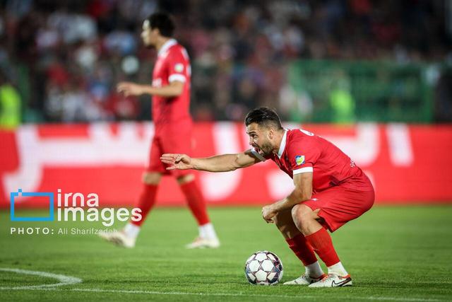 نوازش به سبک فدراسیون فوتبال؛ خداداد و رفیعی مثلا جریمه شدند