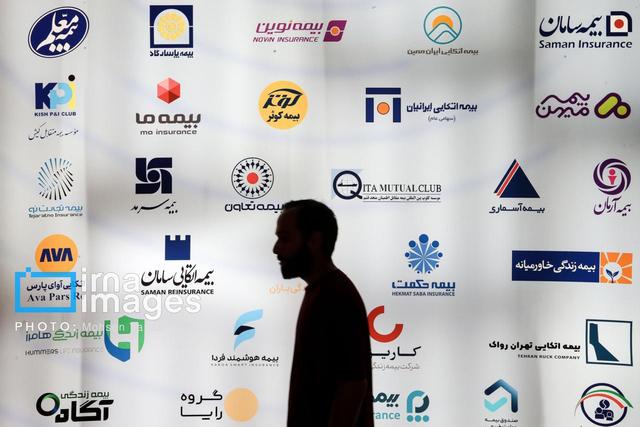 چرا تعداد بیمه نامه ها از ابتدای امسال رشد محسوسی نداشته است؟