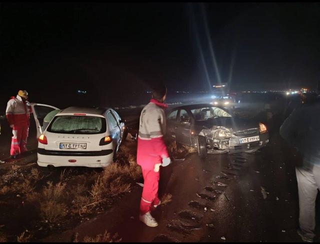 رضازاده: برخورد سه خودروی سواری در ارومیه ارومیه ۶ مصدوم برجای گذاشت