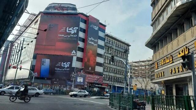 اعتراض فعالان بازار موبایل به نوسان نرخ ارز؛ خطر تعطیلی مغازهها وجود دارد