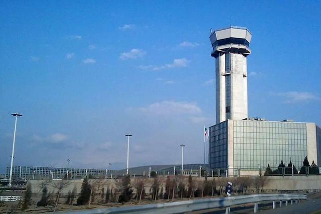 علت بوی نامطبوع اطراف فرودگاه امام چیست؟