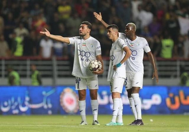 عملکرد بازیکنان خارجی لیگ برتر در نیمفصل +جدول