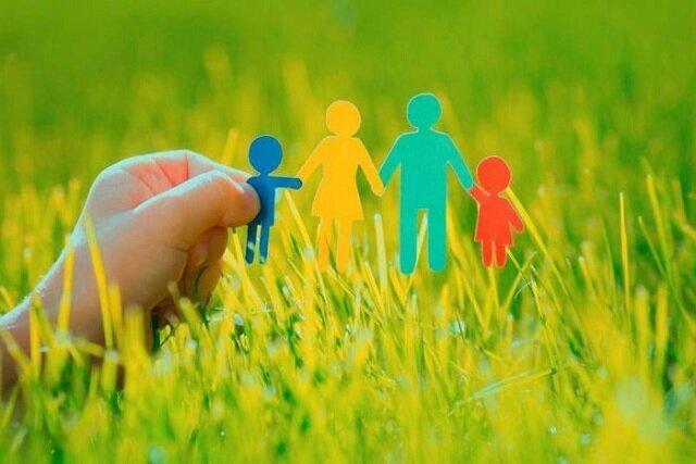 ۷ نشانه والدین هلیکوپتری