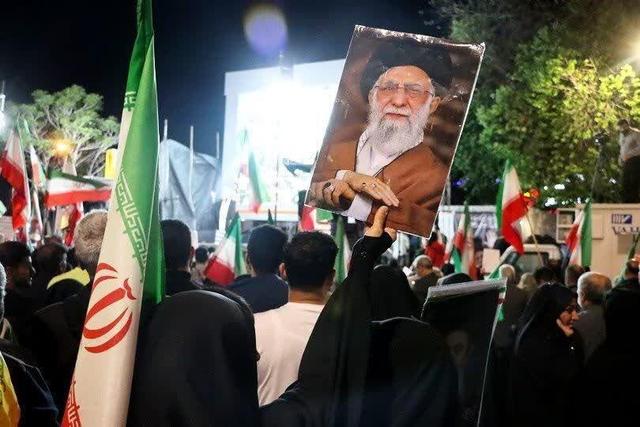 رامیانیها در اجتماع شبانه به استقبال ماه محرم رفتند