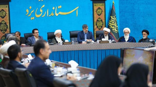 استاندار: برنامههای فرهنگی یزد در حوزه حجاب در قالب رویکرد محلهمحور اجرا میشود