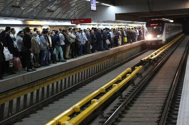 واکنش کاربران به اظهارات عضو شورای شهر تهران؛ «مشکل مردم ۵ هزار تومان بلیت نیست»
