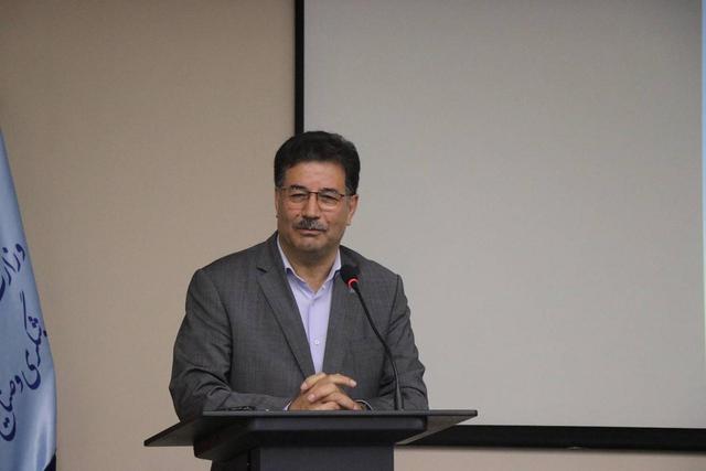 استاد رفیعفر نقش مهمی در پیوند باستانشناسی و انسانشناسی ایفا کرده است