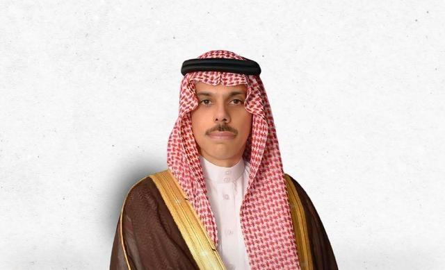 گفت وگوی تلفنی وزیر خارجه عربستان با همتایان قطری و اردنی خود درباره تنشهای منطقهای