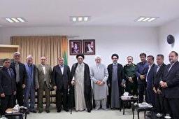 تنها راه عبور از مشکلات کشور، همدلی و وحدت است